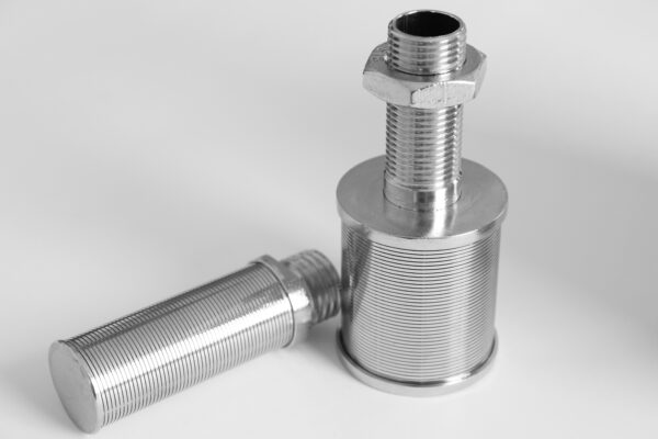 NOZZLES AND STRAINERS